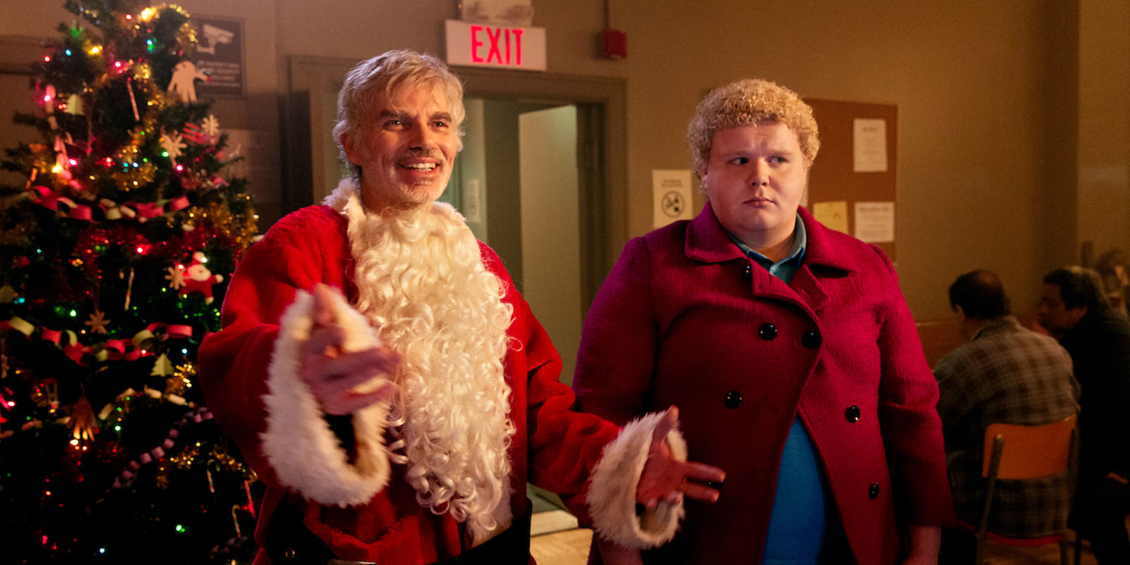 Movie Review: Bad Santa 2 (2016) .