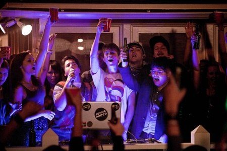 Movie Trailer:  Project X (2012)